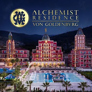 Alchemist Von Goldenburg Hotel